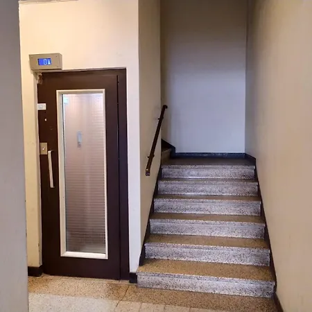 Agreable T2 A 5 Min Du Palais Des Papes Avec Wifi Terrasse Partagee Apartment Avignon